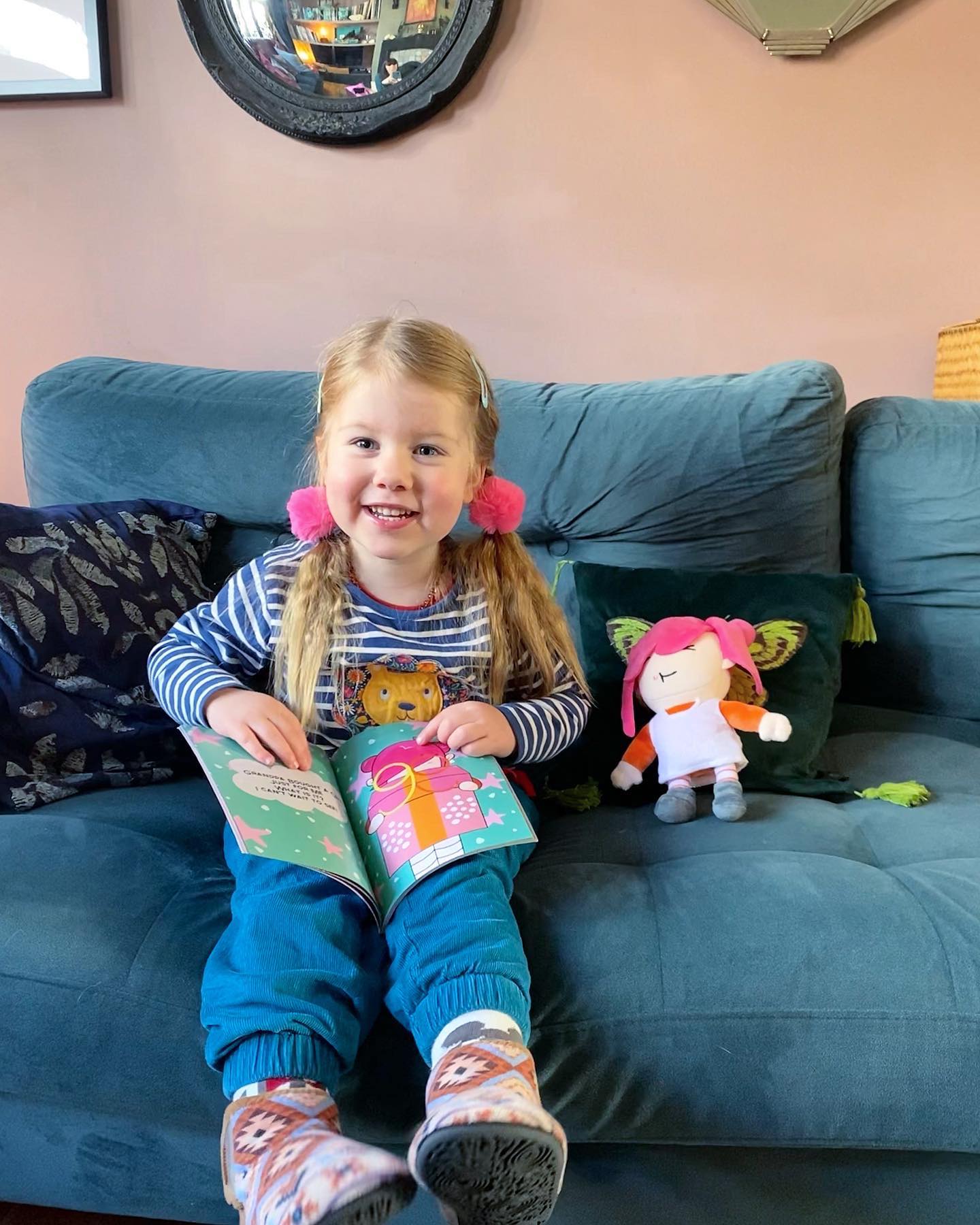 AlphaBetty Doodles & her world of A-Z